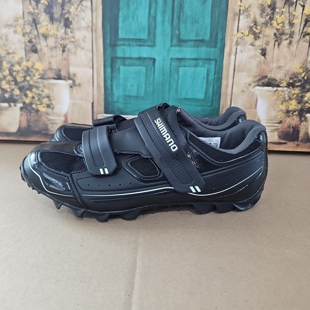 SHIMANO - SH-M065L Black 2-Bolt Mountain Bike Cycling Shoes,‎ Mens EU Size  42